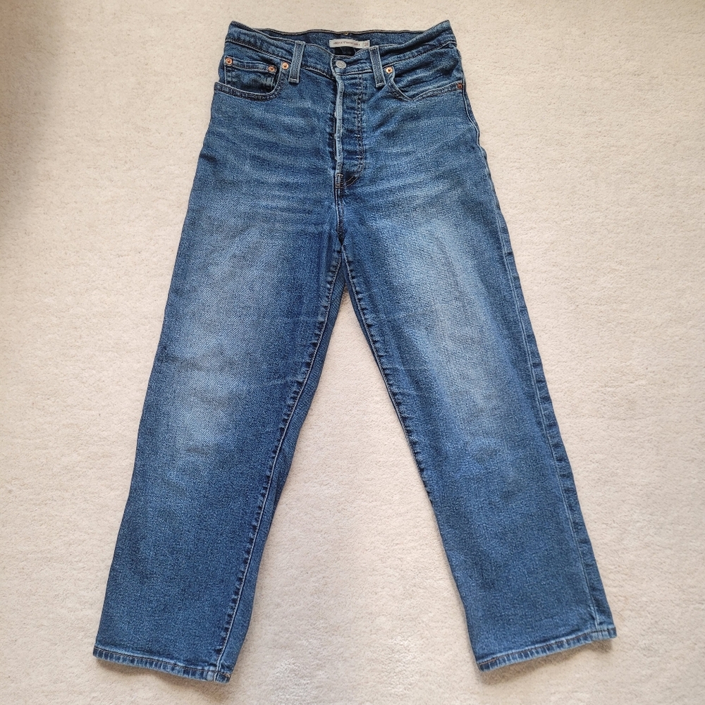 Levi's Classic High-Waisted Straight-Leg Medium Wash Jeans - Women's 28